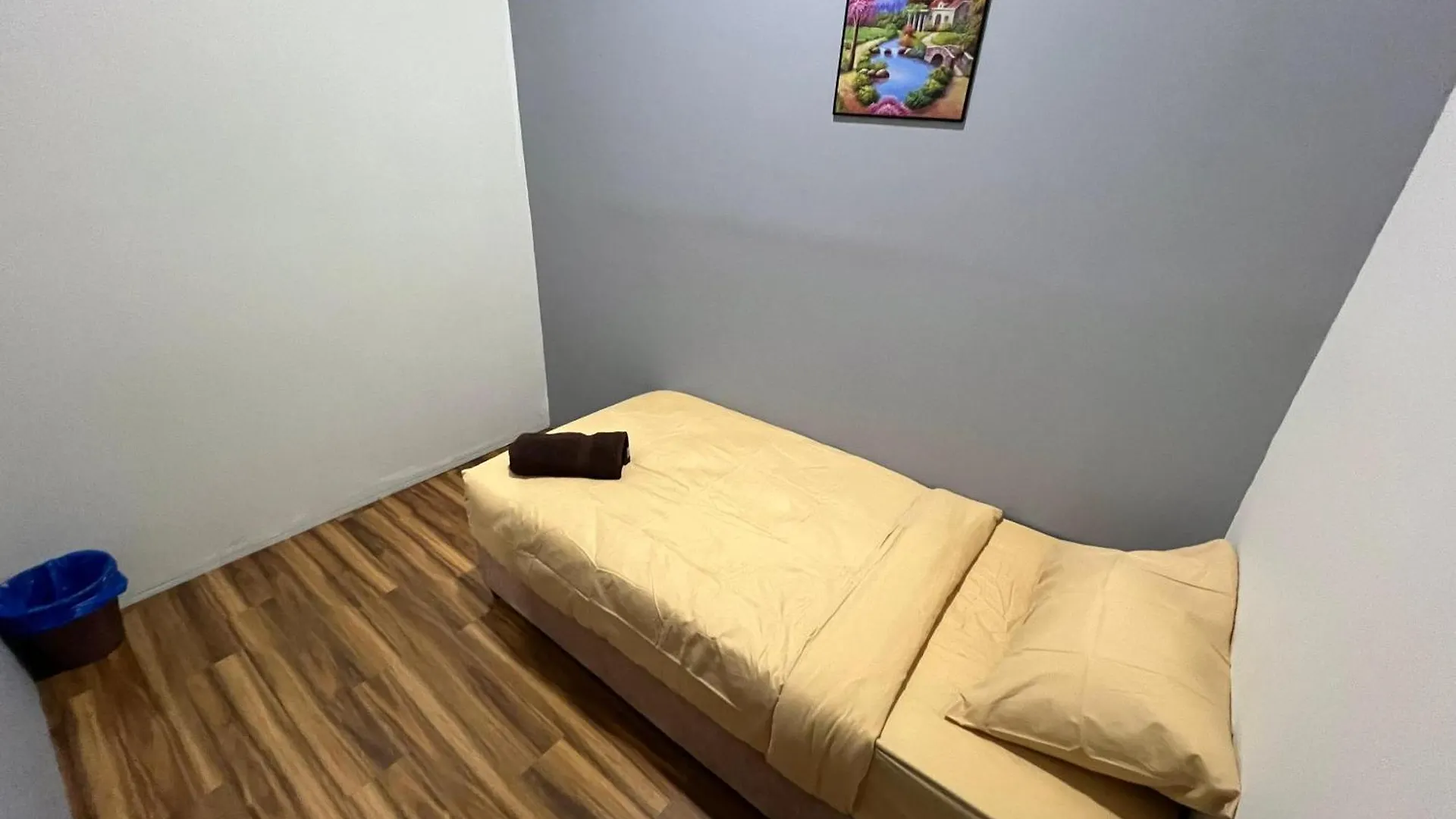 Capsule hotel Afie Roomstay Klia Airport Transit Sepang Malaysia